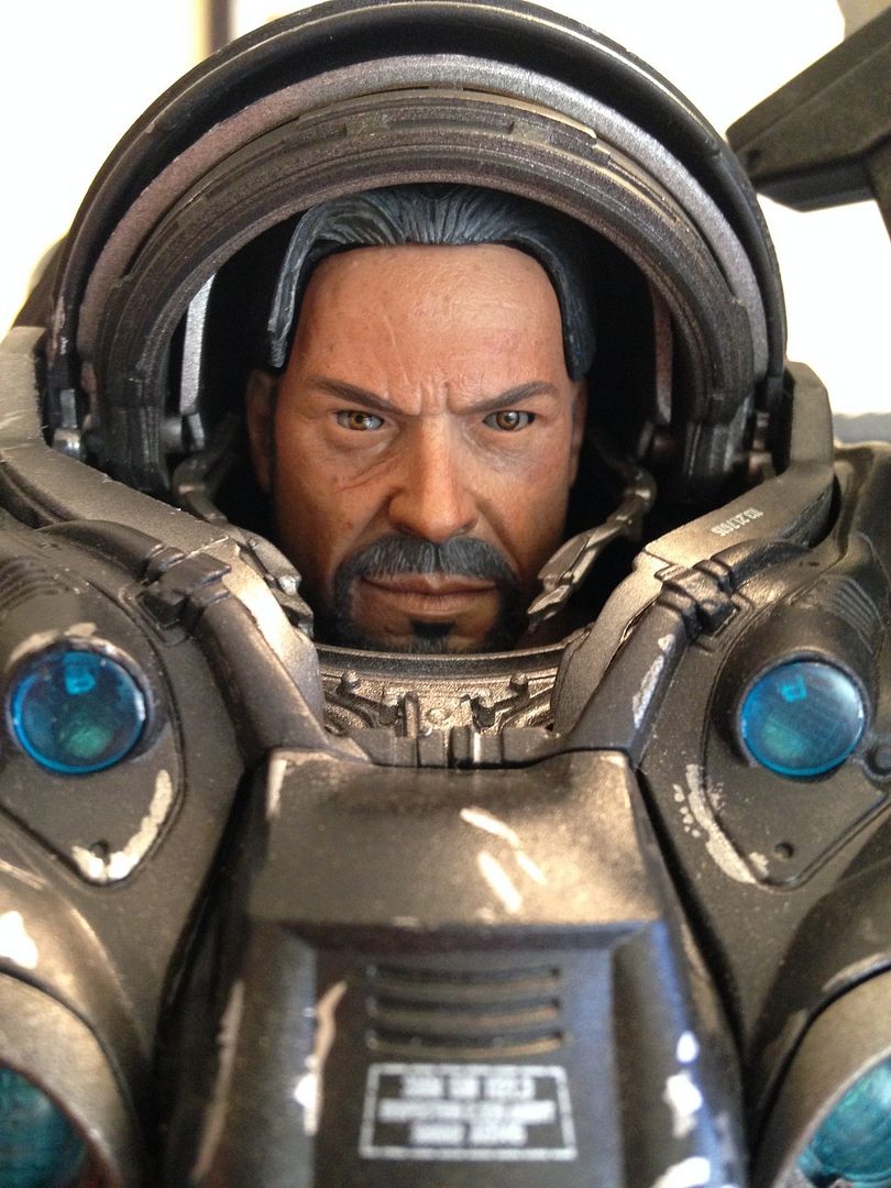 raynor statue