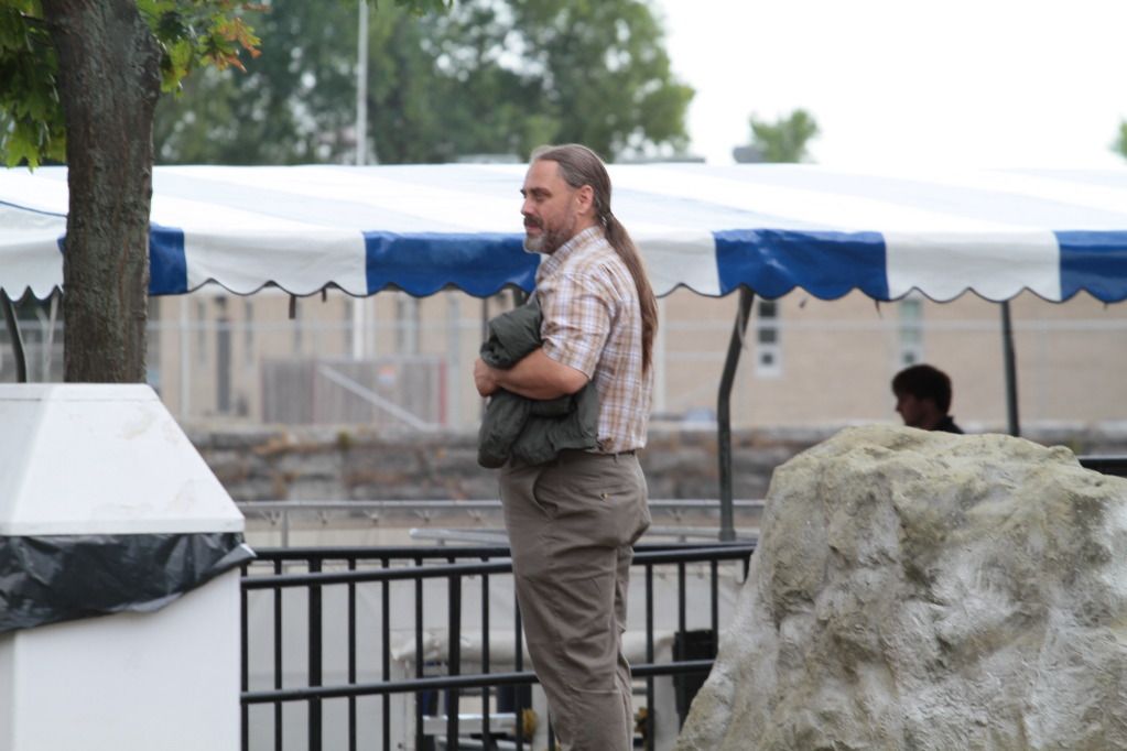 IMAGE: http://i634.photobucket.com/albums/uu64/DanielFrankPhoto/IMG_1921.jpg