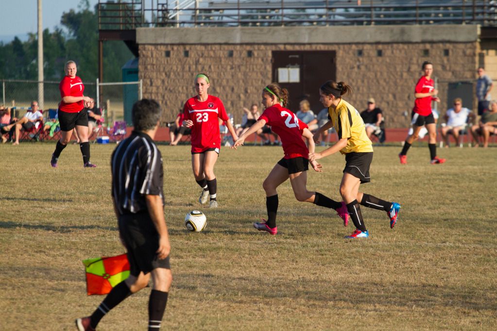 IMAGE: http://i634.photobucket.com/albums/uu64/DanielFrankPhoto/IMG_2217.jpg