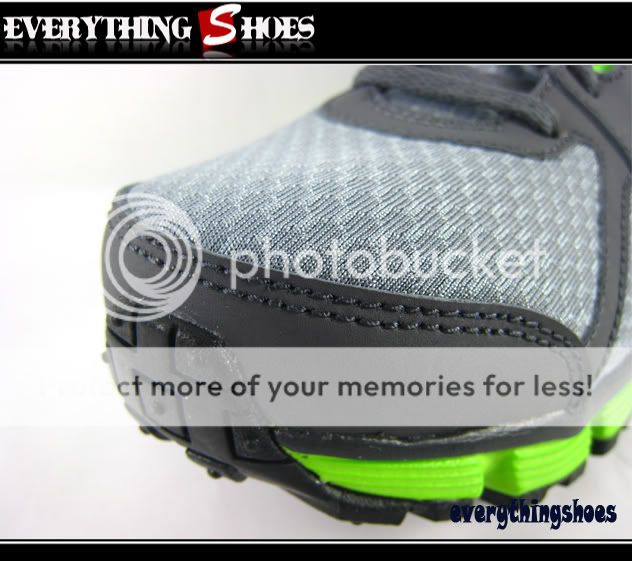 Nike Dual Fusion ST 2 GS Stealth Silver Green Youth Running Shoes 