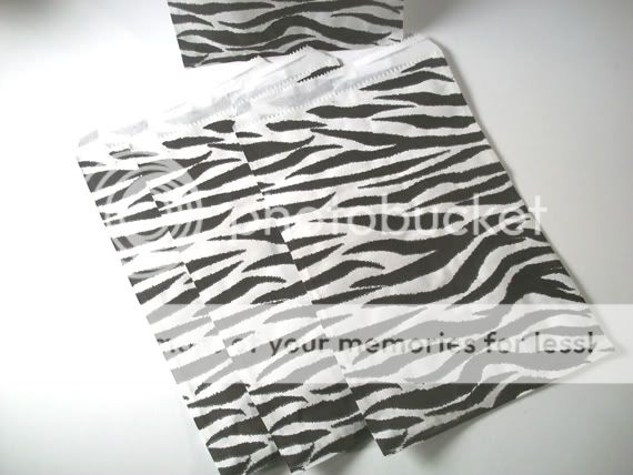 Set of 50 ZEBRA Print 6 x 9 Paper Bags gifts Party Favors Animal 